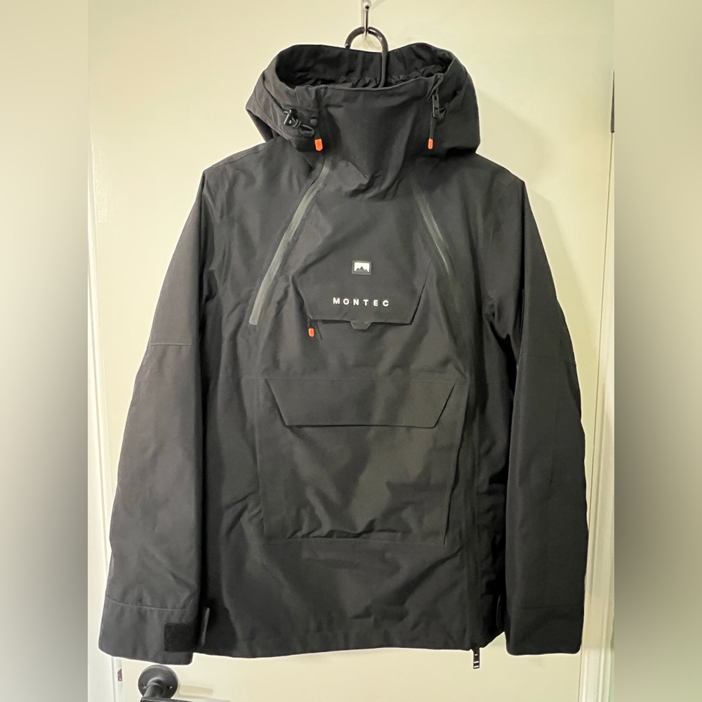 Like NEW Montec Black Ski & Snow Jacket for Women